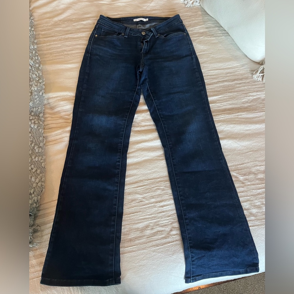 COPY - Curvy Levi bootleg jeans size 8
